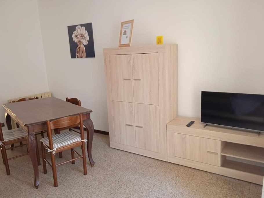 La Casa Di Lucia Appartamento Novara Luaran gambar