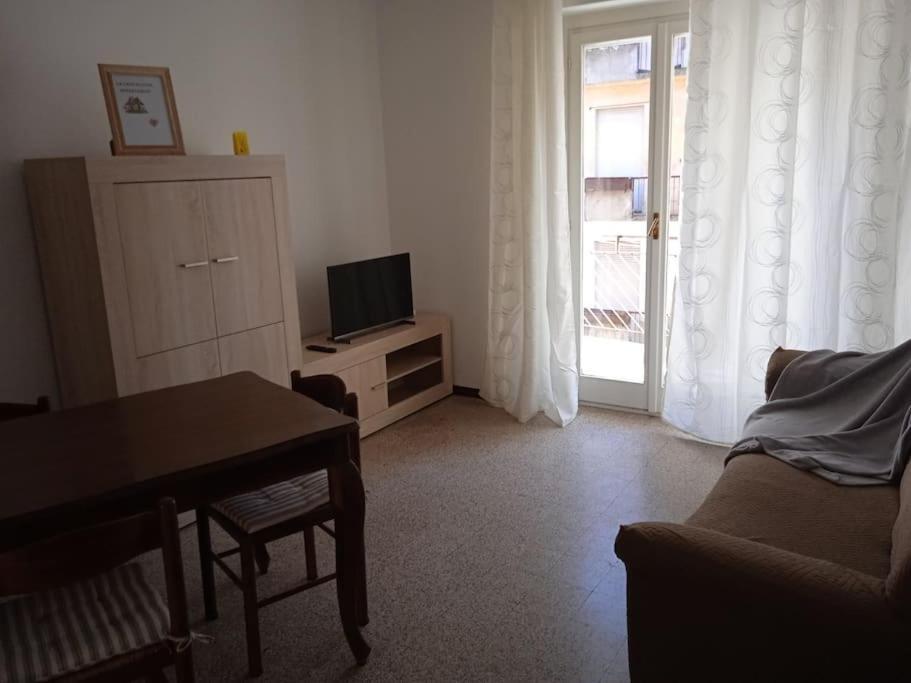 La Casa Di Lucia Appartamento Novara Luaran gambar