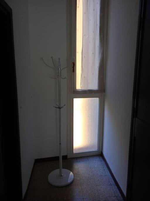 La Casa Di Lucia Appartamento Novara Luaran gambar