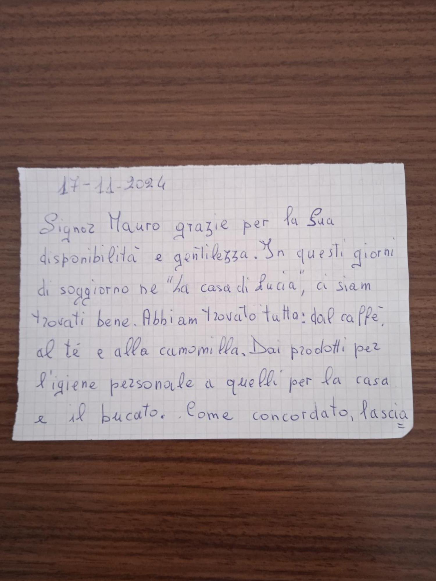 La Casa Di Lucia Appartamento Novara Luaran gambar